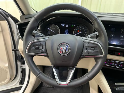 Certified 2023 Buick Envision Avenir FWD image 32