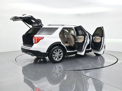Certified 2022 Ford Explorer Limited w/ Equipment Group 301A RWD image 53