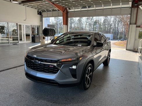 New 2026 Chevrolet Trax RS w/ Driver Confidence Package image 4