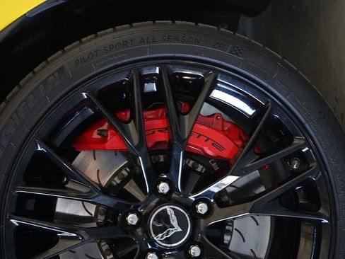 Used 2015 Chevrolet Corvette Z06 image 36