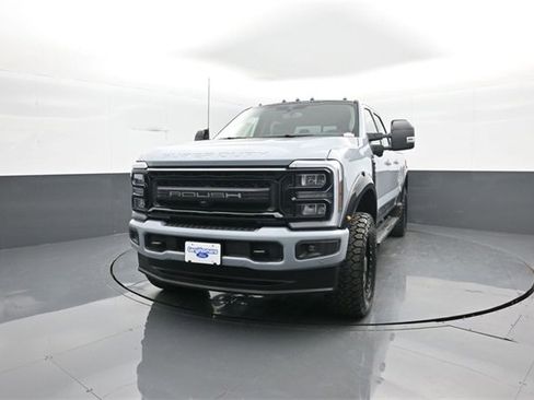 New 2026 Ford F250 Lariat w/ Black Appearance Package image 3