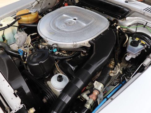 Used 1987 Mercedes-Benz 560 SL image 31