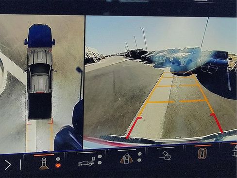 Used 2024 GMC Sierra 2500 AT4 w/ AT4 Preferred Package image 18