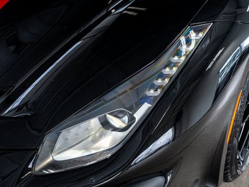 Used 2020 Ferrari 488 Pista Coupe image 13