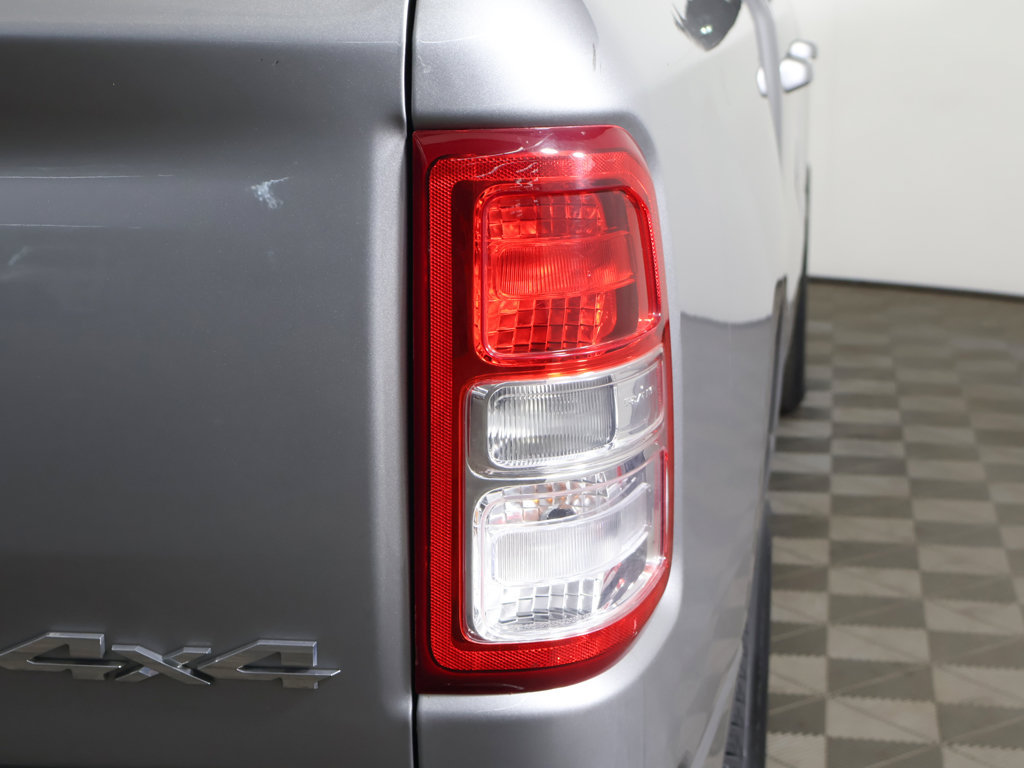 Used 2019 RAM 1500 Big Horn AWD/4WD image 14