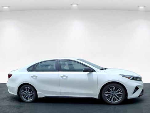 Used 2023 Kia Forte GT-Line FWD image 12