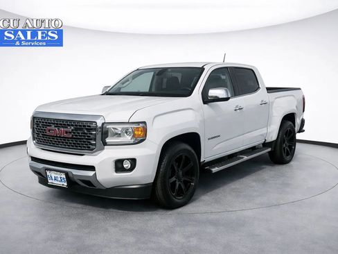 Used 2017 GMC Canyon Denali image 3