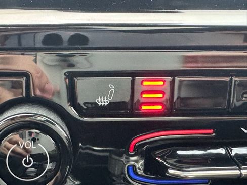 Used 2022 Jeep Grand Cherokee L Limited image 6