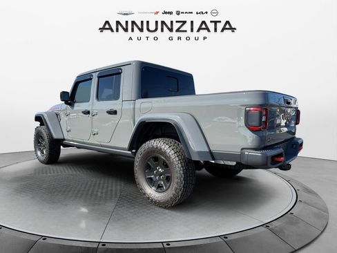 Certified 2021 Jeep Gladiator Mojave image 3