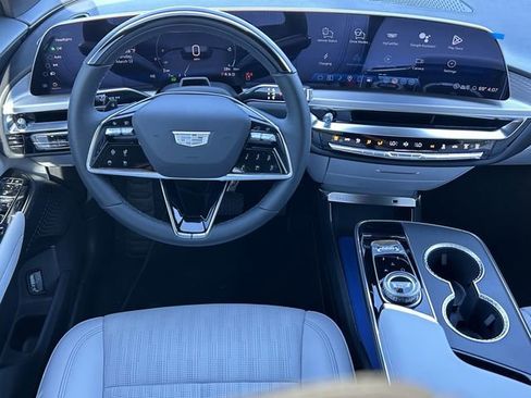 New 2026 Cadillac Lyriq Sport image 10