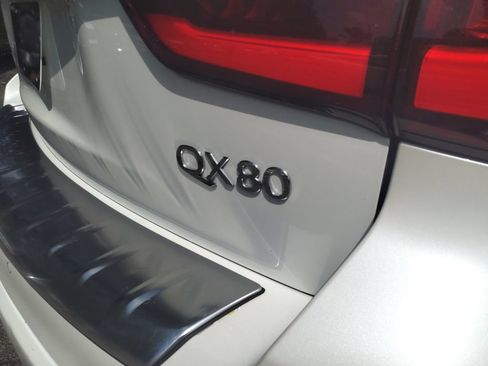 Used 2024 INFINITI QX80 Luxe AWD/4WD image 14