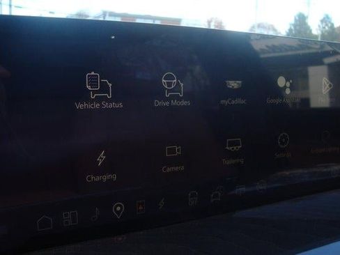 New 2026 Cadillac Escalade IQ Luxury 2 image 15