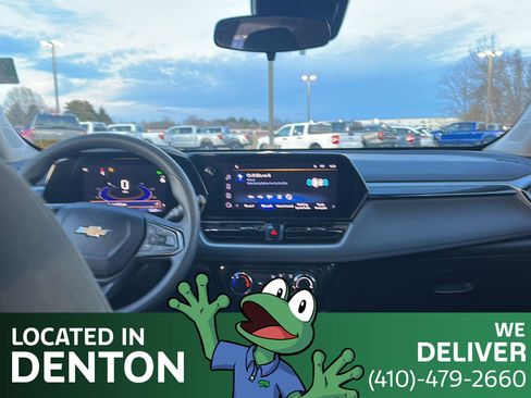 Used 2024 Chevrolet TrailBlazer LT w/ Driver Confidence Package image 12