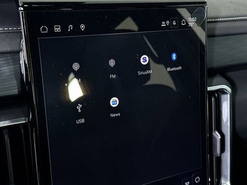 New 2026 GMC Acadia Elevation image 13