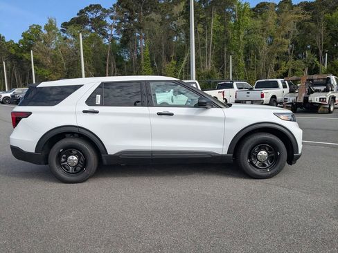 New 2026 Ford Explorer 4WD Police Interceptor image 3