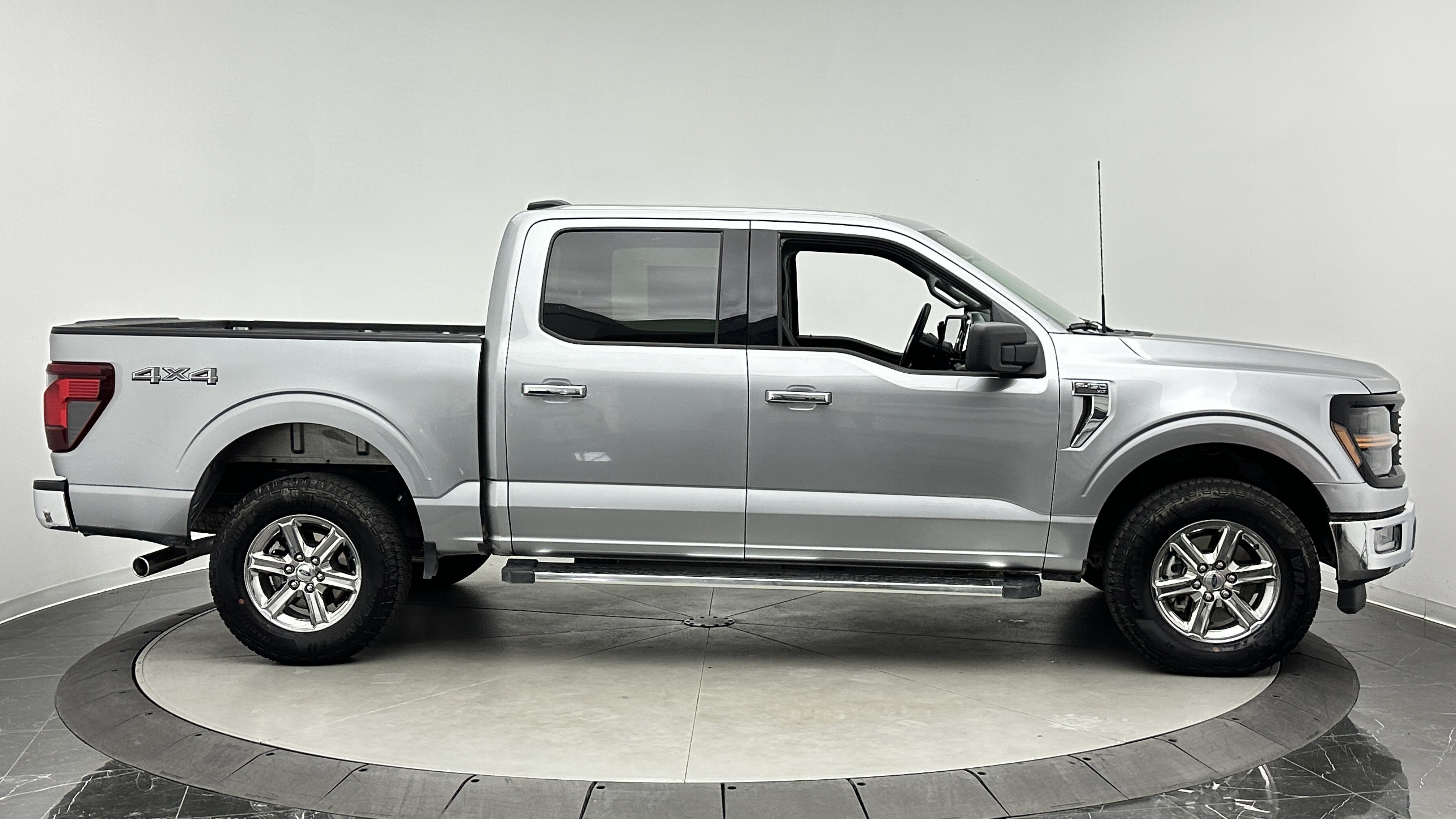 Used 2025 Ford F150 XLT w/ Equipment Group 301A Standard AWD/4WD image 8
