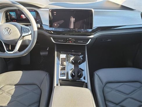 New 2026 Volkswagen Atlas Cross Sport SE image 9