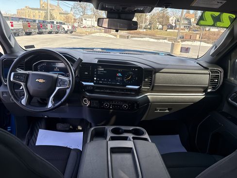 Used 2022 Chevrolet Silverado 1500 LT w/ All Star Edition Plus image 14