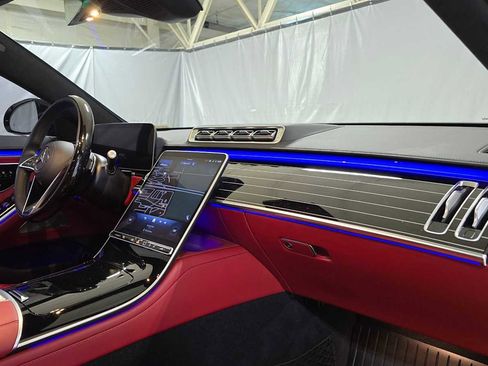 Used 2024 Mercedes-Benz S 580 4MATIC Sedan image 11