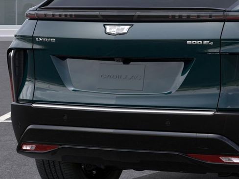 New 2026 Cadillac Lyriq Luxury image 14