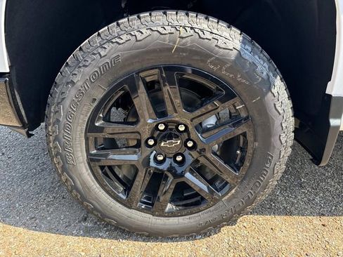 New 2026 Chevrolet Silverado 1500 Custom Trail Boss image 3