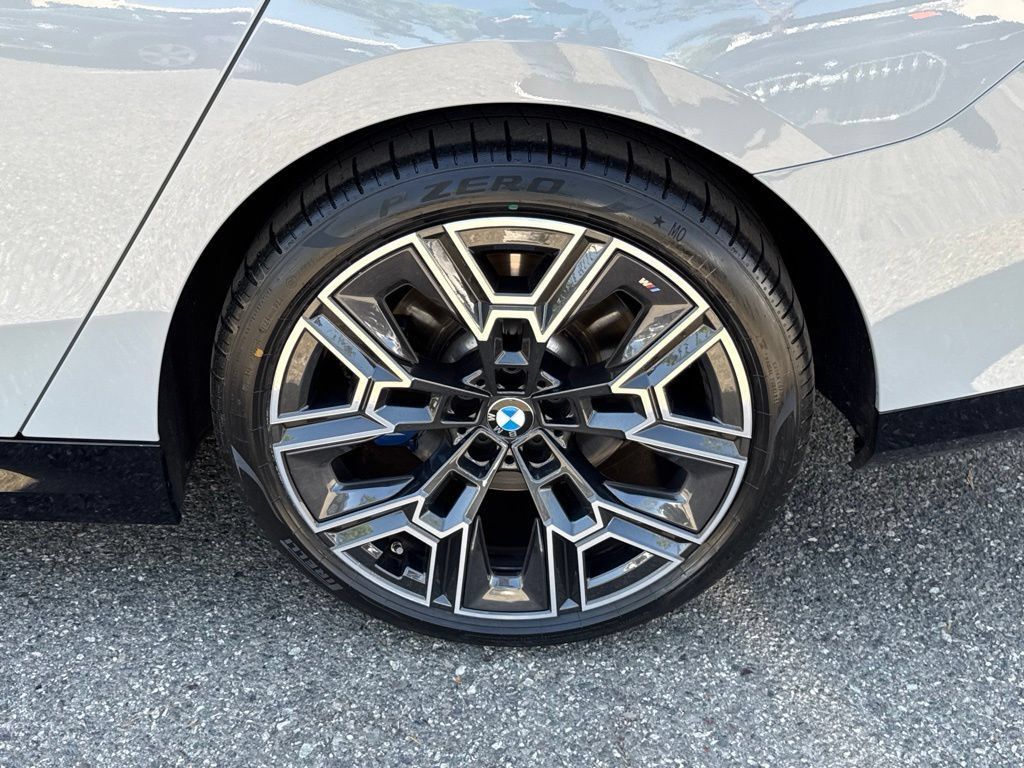 Certified 2025 BMW 530i w/ M Sport Package RWD image 13