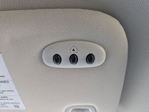 Used 2024 Ford Edge SEL w/ Convenience Package image 22