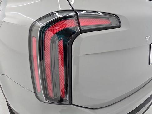 Used 2024 Kia Telluride EX X-Line AWD/4WD image 50