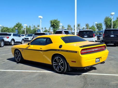 Used 2012 Dodge Challenger SRT8 Yellow Jacket w/ Premium Sound Group RWD image 6