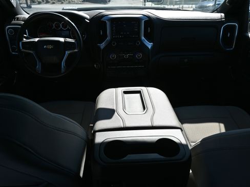 Used 2021 Chevrolet Silverado 3500 LT w/ Convenience Package image 3