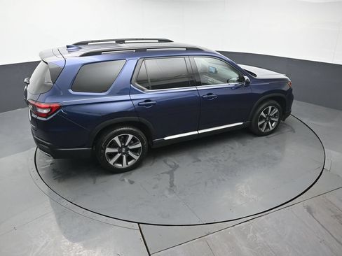 Certified 2024 Honda Pilot Touring image 43