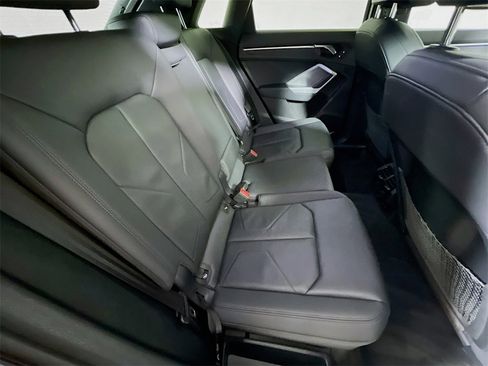 Used 2022 Audi Q3 2.0T Premium w/ Convenience Package image 22