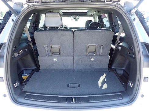 New 2025 Jeep Grand Cherokee L Limited w/ Black Appearance Package image 6