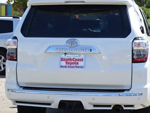 Used 2021 Toyota 4Runner Limited AWD/4WD image 13