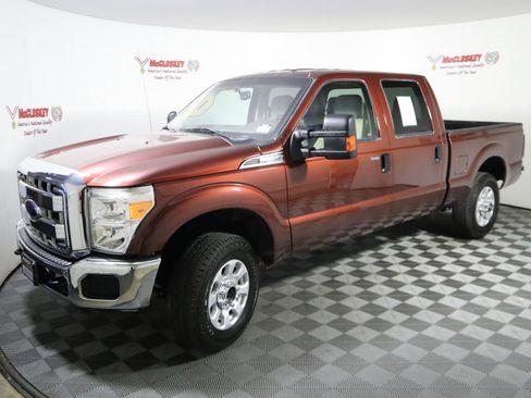 Used 2015 Ford F250 XLT w/ XLT Value Package image 12