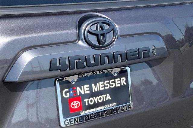 Certified 2023 Toyota 4Runner SR5 Premium w/ Moonroof Package AWD/4WD image 31
