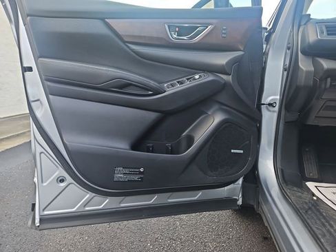 Used 2023 Subaru Ascent Touring image 11
