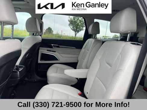 Certified 2022 Kia Telluride S FWD image 11