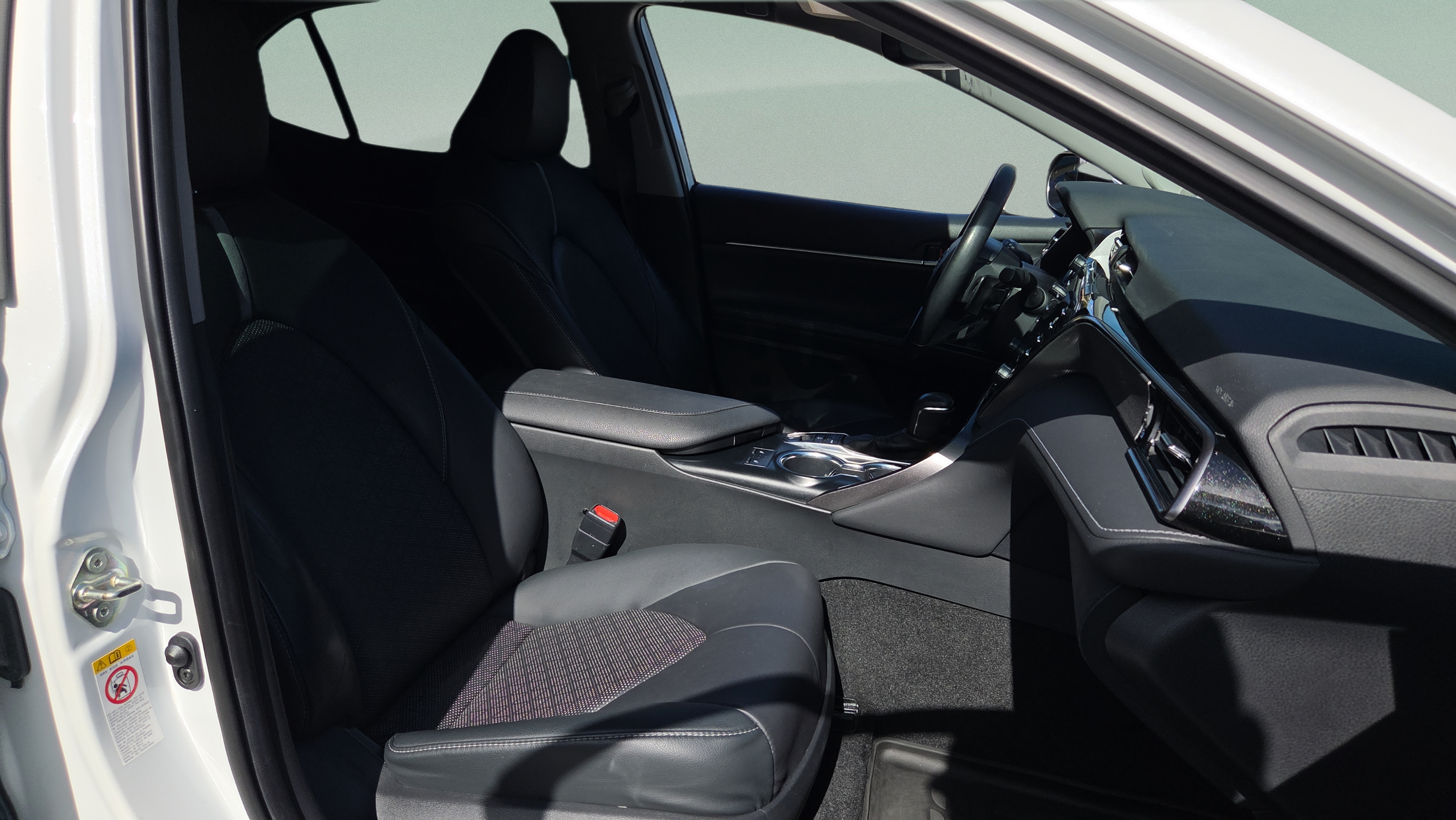 Used 2019 Toyota Camry XSE w/ Driver Assist Package FWD image 19