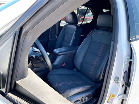 Used 2024 Chevrolet Equinox RS AWD/4WD image 10