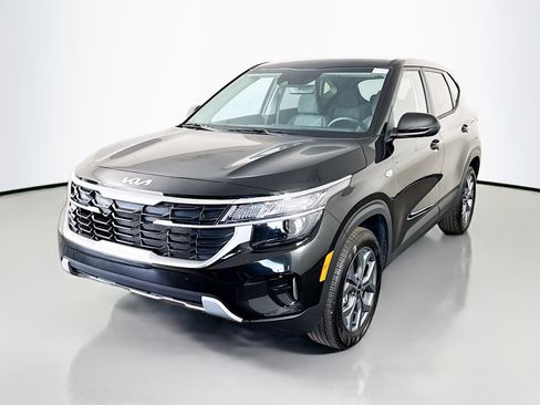 Used 2026 Kia Seltos LX image 4