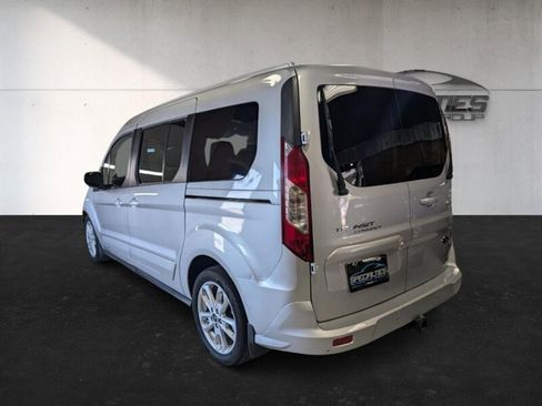 Used 2018 Ford Transit Connect XLT image 8