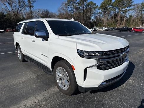 Certified 2023 Chevrolet Suburban Premier image 7