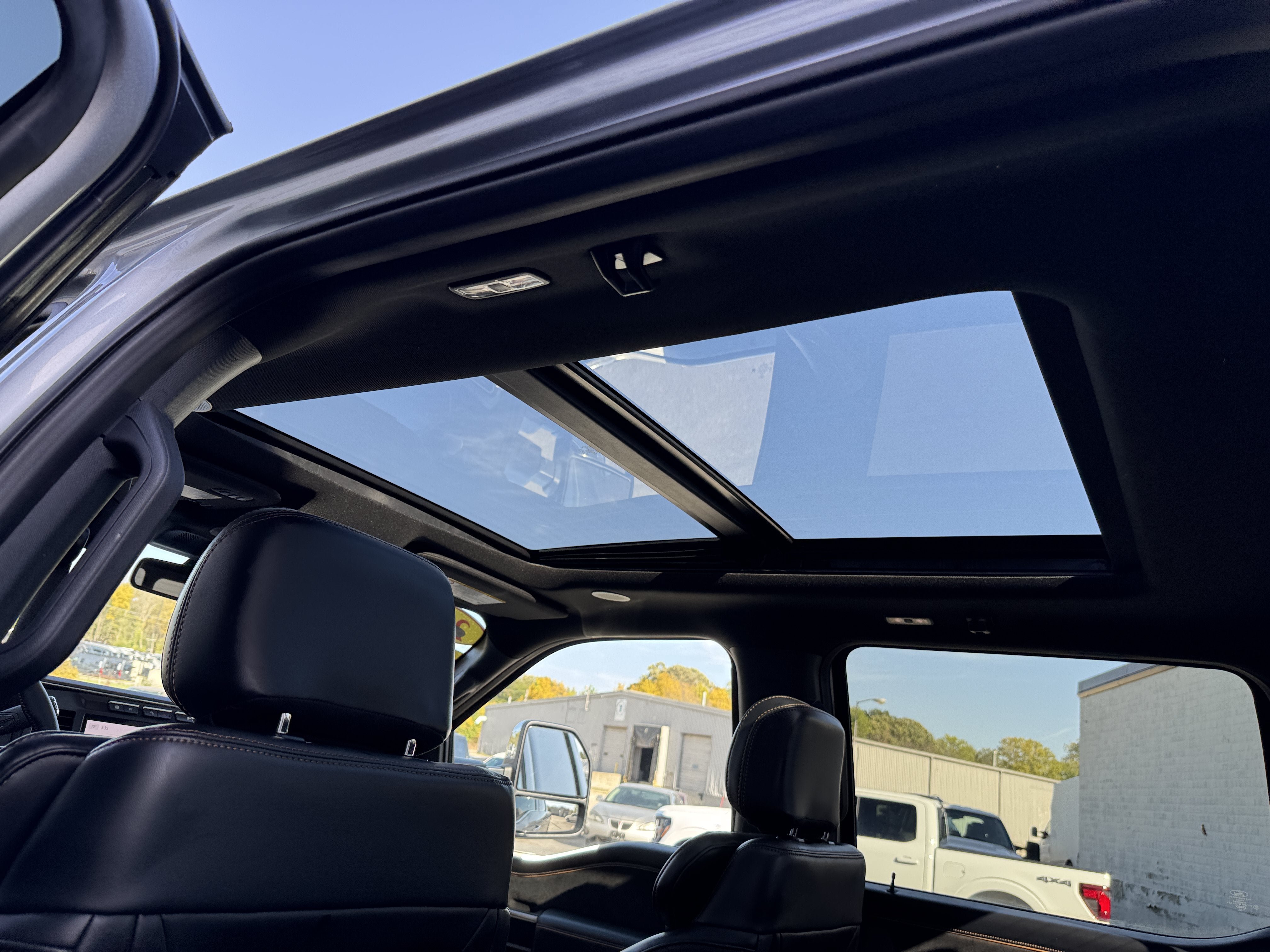 Used 2024 Ford F350 Platinum AWD/4WD image 30
