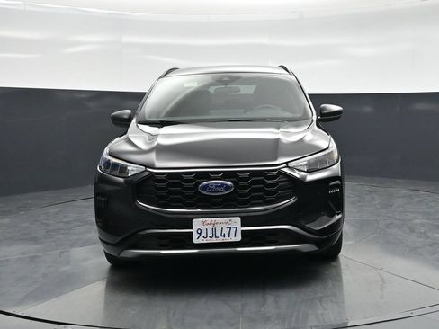 Used 2023 Ford Escape ST-Line w/ Tech Pack #1 FWD image 18