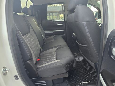 Used 2018 Toyota Tundra SR5 image 22