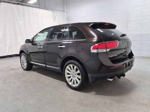 Used 2013 Lincoln MKX AWD image 12
