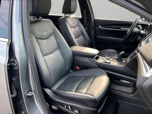 Used 2021 Cadillac XT5 Premium Luxury AWD/4WD image 7