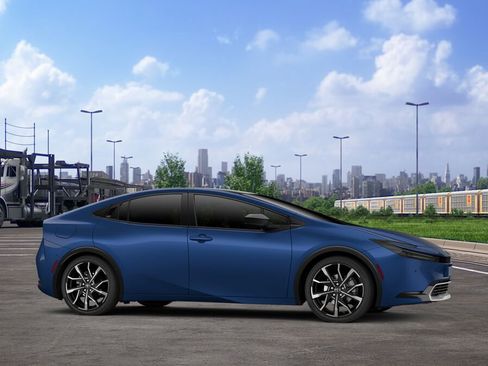 New 2026 Toyota Prius Plug-In Hybrid image 13