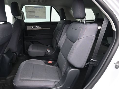 New 2026 Ford Explorer Active image 24
